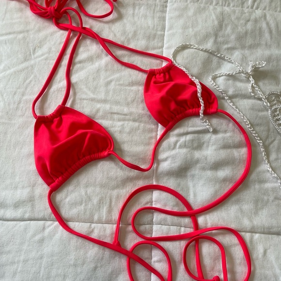 Sale 💥💥💕Barely there Swim Suit Set 💕 - Picture 2 of 4